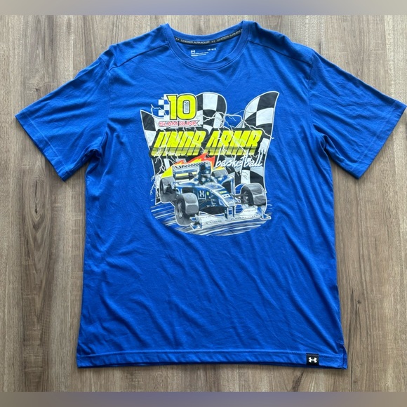 5/$25. Under Armour top - Picture 1 of 3